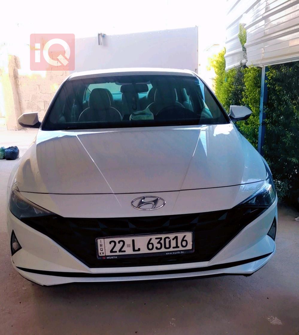 هیوندای ئەلەنترا
